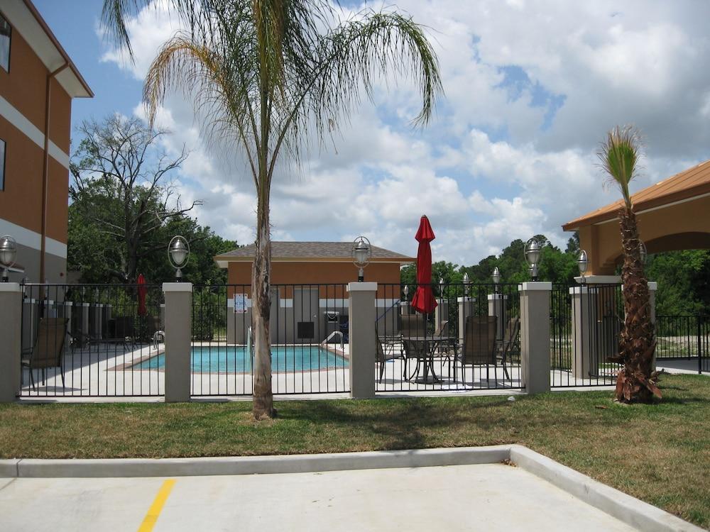 Comfort Suites Oil Center Lafayette Exterior foto